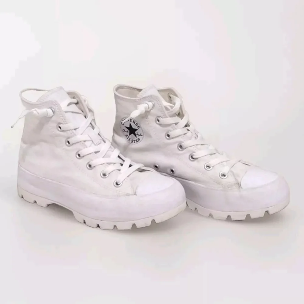 Converse CTAS Women's White Canvas Hi-Top Platform Sneakers Size 8 Lug Sole